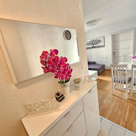 Apartments Iva Makarska Esterno foto